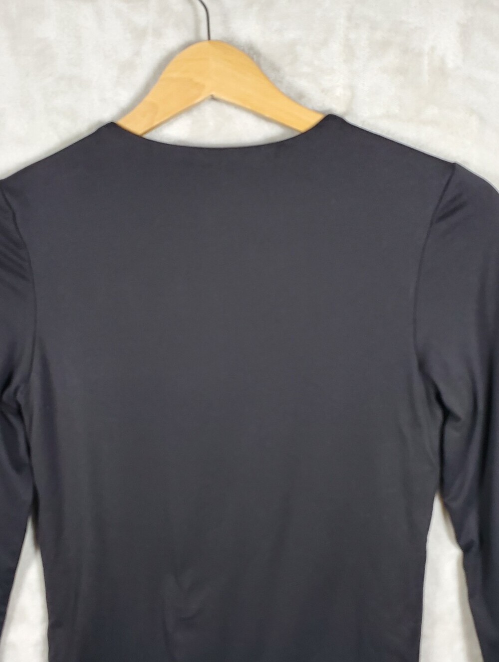 Frankee & Skylarr Womens M Black Stretch Fitted Long Sleeve Tee Goth Minimalist - Picture 7 of 13